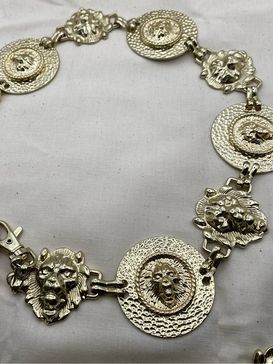 Vintage Gold Lion Medallion Chain Belt main image 7